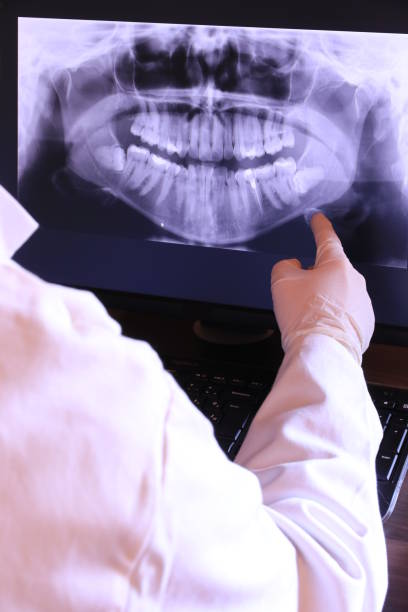 Best Orthodontic Emergency Dentist in Mountain View Acres, CA