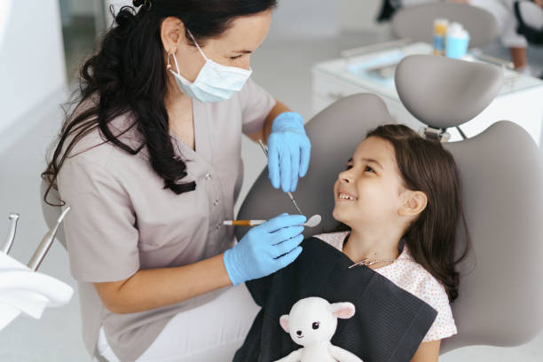 Best Emergency Cosmetic Dentistry in Mountain View Acres, CA