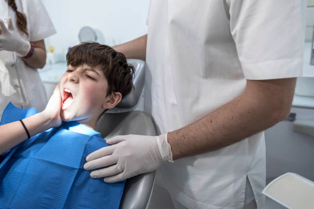 Best Emergency Dentist for Knocked-Out Tooth in Mountain View Acres, CA
