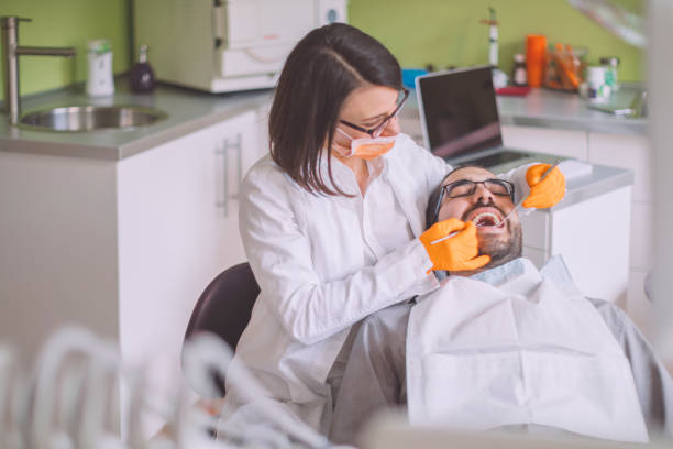 Best Emergency Dental Extractions in Mountain View Acres, CA