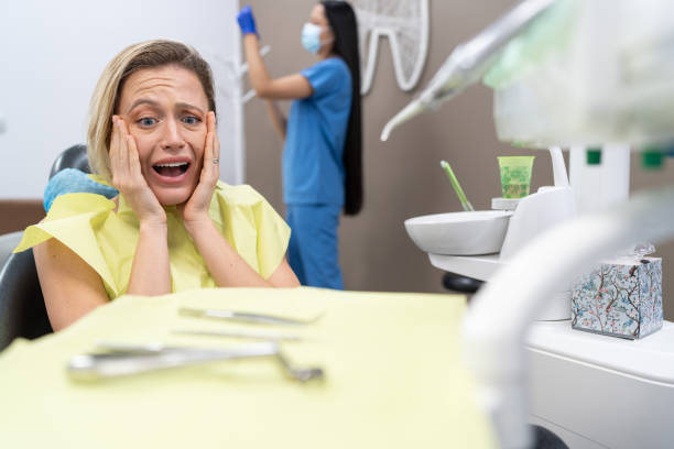 Best Broken or Cracked Tooth Emergency Dentist in Mountain View Acres, CA